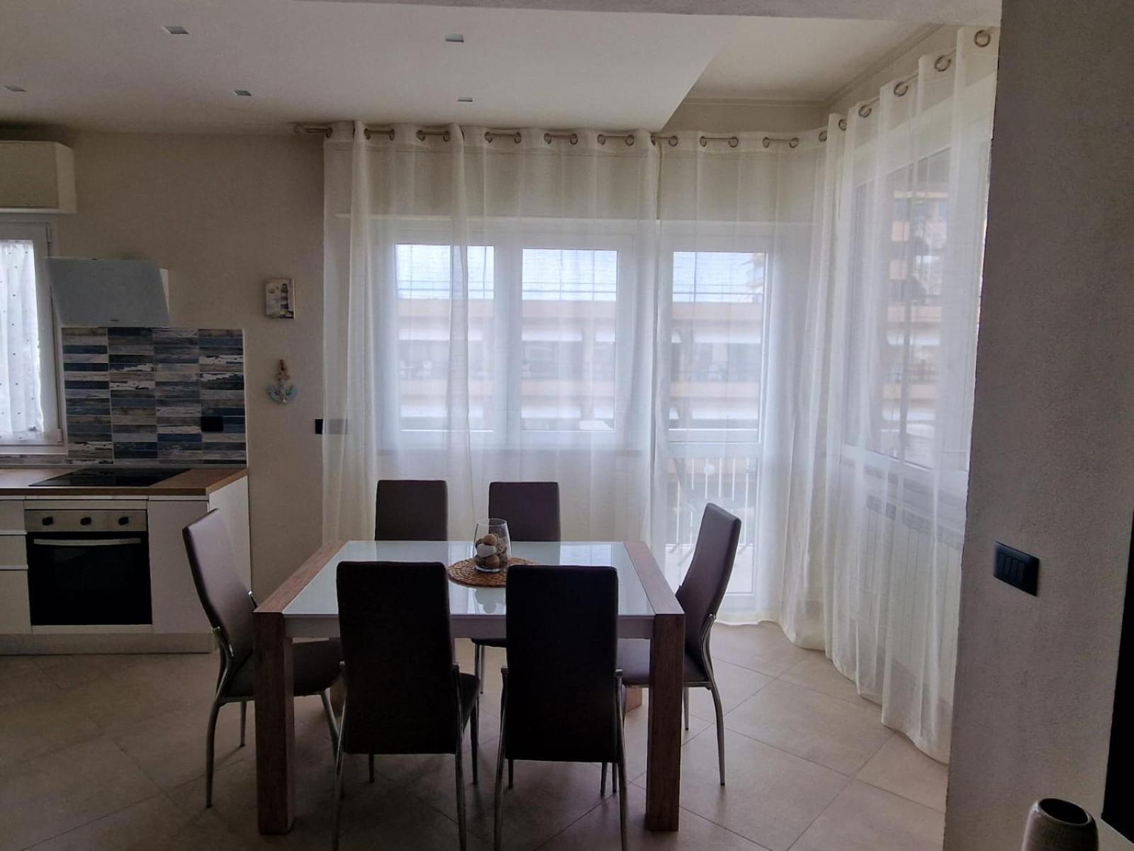 Apartment La Casa Del Sole A 50 M Dal Mare