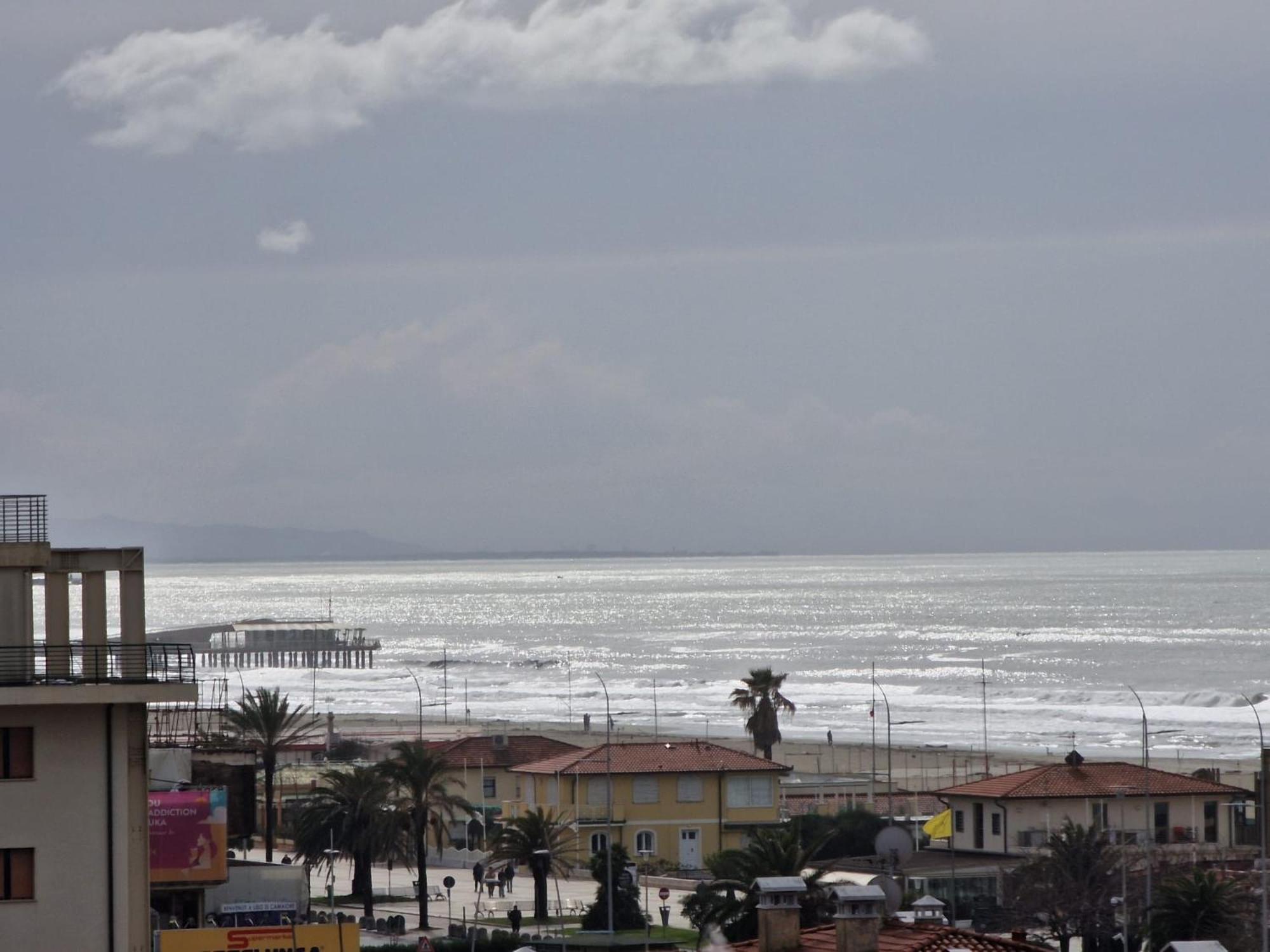 La Casa Del Sole A 50 M Dal Mare Apartment